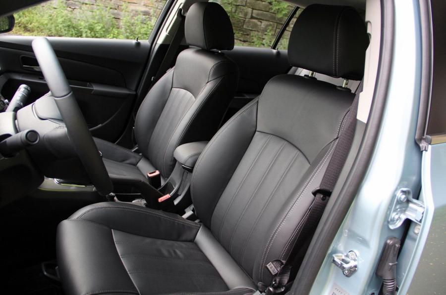  Chevrolet Cruze Station Wagon 2012 года  (фото 140 из 157)